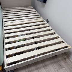 シングルベッド