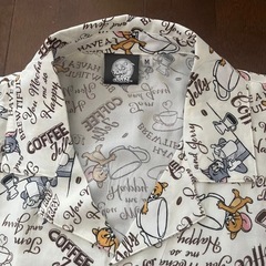 かりゆしウェア　人気柄　新品　トムとジェリー　コーヒーの画像