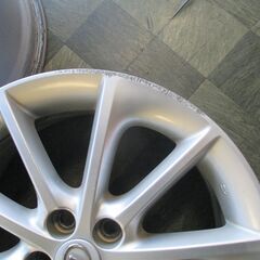 レクサス CT200h 純正 ホイール 17インチ 7J+45 PCD100-5H 4本の画像