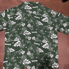 かりゆしウェア　アロハシャツ　タグ付き　Mサイズの画像