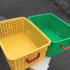 大きい　プラカゴ　おもちゃ入れ等　2個セットの画像