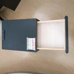 ベットサイドテーブル　おしゃれな木製、 状態良好、【浜村鹿野温泉ICから3分 買取本舗、 宮本リサイクル 営業時間9～19時 定休日水曜のみ←連絡できませんm(_ _)m】の画像