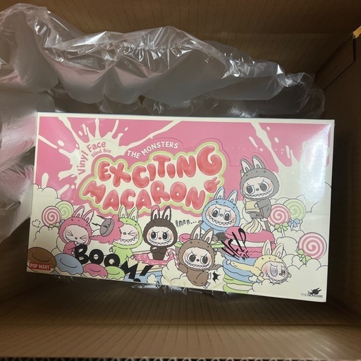 未開封POPMART LABUBU THE MONSTERS マカロンぬいぐるみ\n