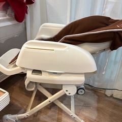 決まりました　
コンビ　ハイローチェア　ネムリラ
