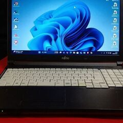 爆速。最新バージョン24H2　Windows11 Micr…