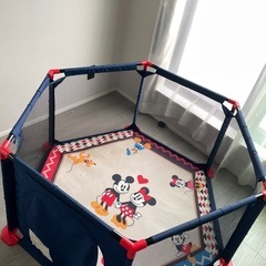 ベビーサークルの画像