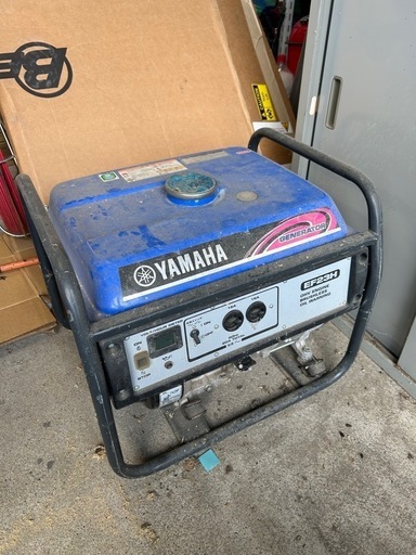 発電機