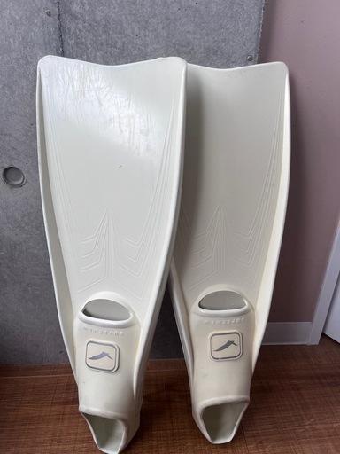 ガルGUIlスーパーミュー白色 M ガルスーパーミュー 】ホワイトフィン