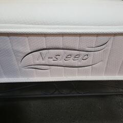 ニトリNスリープ アイアン木製ベット 滑り止め金具セットの画像