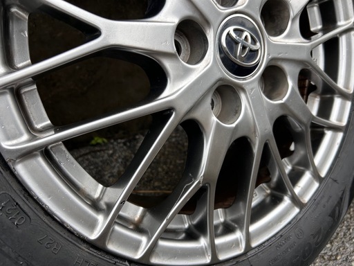 トヨタヴォクシー80系前期純正ホイール 16インチ ホイールセット（ナット付き） トヨタヴォクシー80系前期純正ホイール 16インチ ホイールセット