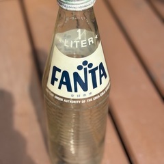 昭和レトロ　コカコーラ　ファンタレモン　グレープエイド　1リットルビン 3本セット
の画像
