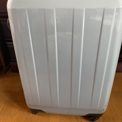 キャリーケースの画像