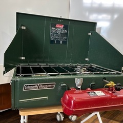 【バナナ苫小牧】点火確認済み Coleman 収納式 パワーハウス ツーバーナー ホワイトガソリン 軽清掃済みの画像