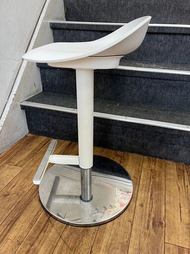 ▽値下げ▽カウンターチェア イケア ヤニンゲ 参考価格24990円 昇降式