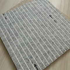 ニトリ　カーペット　タイルカーペット　40枚　4月10日粗大ゴミにしますの画像