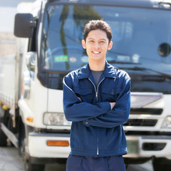 <<月32万以上 / 年400万以上>>～運搬/組立/解体～