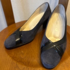 RIZ comfort リズコンフォート スエード パンプス