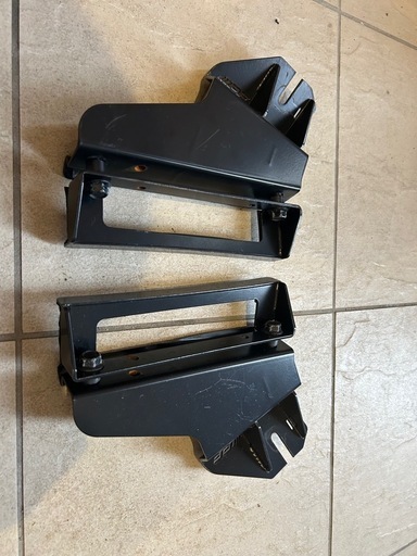 ハイエース　IPFライトステー