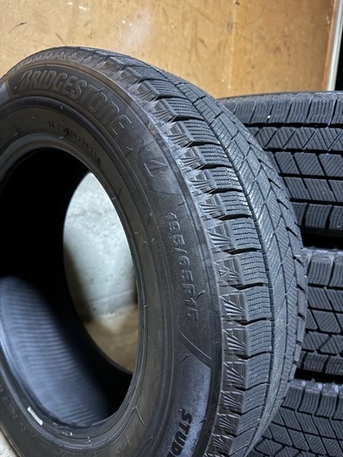 中古】ブリヂストン ブリザック VRX2 175/65R15 4本セット