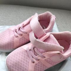 18cm　スニーカーの画像