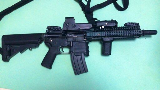 電動ガン　東京マルイ次世代mk18　カスタム済み　マガジン、バッテリー付き