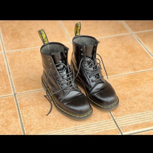 Dr.Martens 8ホールブーツ（定価:¥29,700）
