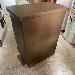 新輝合成　TONBO　45L　ゴミ箱　ゴミペール　ダストボックス　ペダルペール　2点あり　中古品　③の画像
