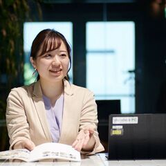 総務事務／月給25万円以上／契約社員/未経験OK／残業月5h以内の画像