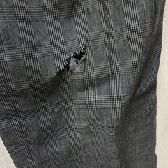 神戸中学校　夏用ズボン　やぶれありの画像