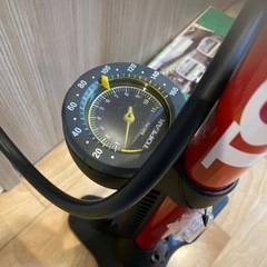 スポーツ自転車対応空気入れの画像