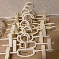 ハンガー　計25本の画像