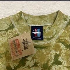 新品未使用　ステューシー　トレーナーの画像