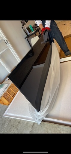 ガラステーブル