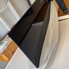 ガラステーブル