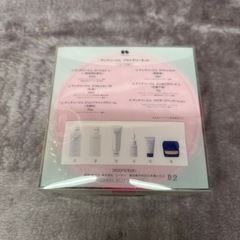 KOSE/化粧ポーチの画像