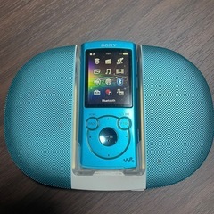 WALKMANスピーカー付き