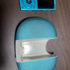 WALKMANスピーカー付きの画像