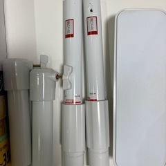 突っ張り耐震ポールの画像