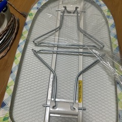 レトロなアイロンの画像
