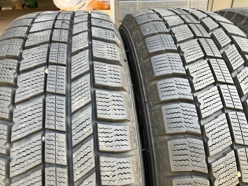 175/65R15超バリ山スタッドレスタイヤ付きホイール4本　アクア、ヴィッツ、スイフト等　ランクB