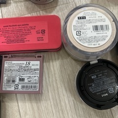 化粧品類 新品中古 シュウウエムラ KATE等まとめての画像