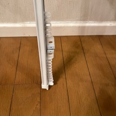 カーテンレール　伸縮性120〜220cmの画像