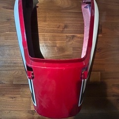 スーパーフォア　NC31 テールカウル