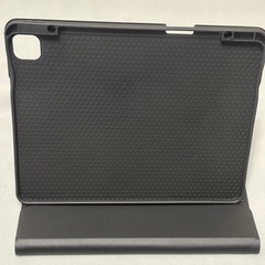 iPad 12.9インチ　タブレットホルダー　新品
の画像