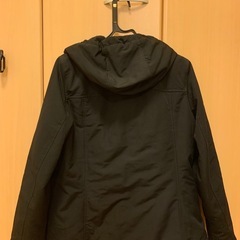 TOMMY HILFIGER フード付きジャケットMサイズの画像