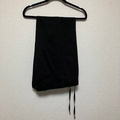 スラックスの画像