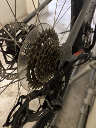 自転車マウンテンバイク