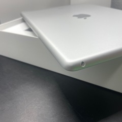 【超美品】 Apple iPad 第8世代 32GB Wifiモデル ゴールドの画像
