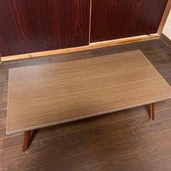 テーブル