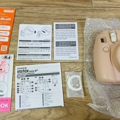 【ほぼ未使用】チェキ instax mini 8+ FUJIFILM
の画像
